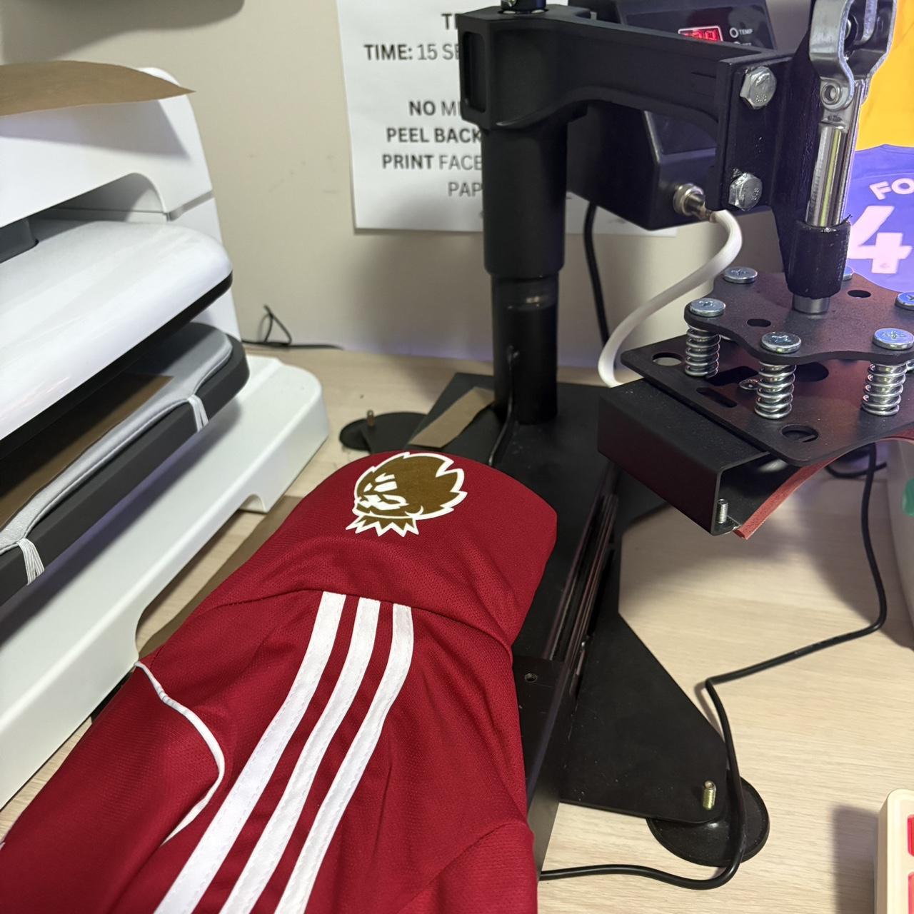 Champions #25 - Liverpool 25/26 Home Jersey